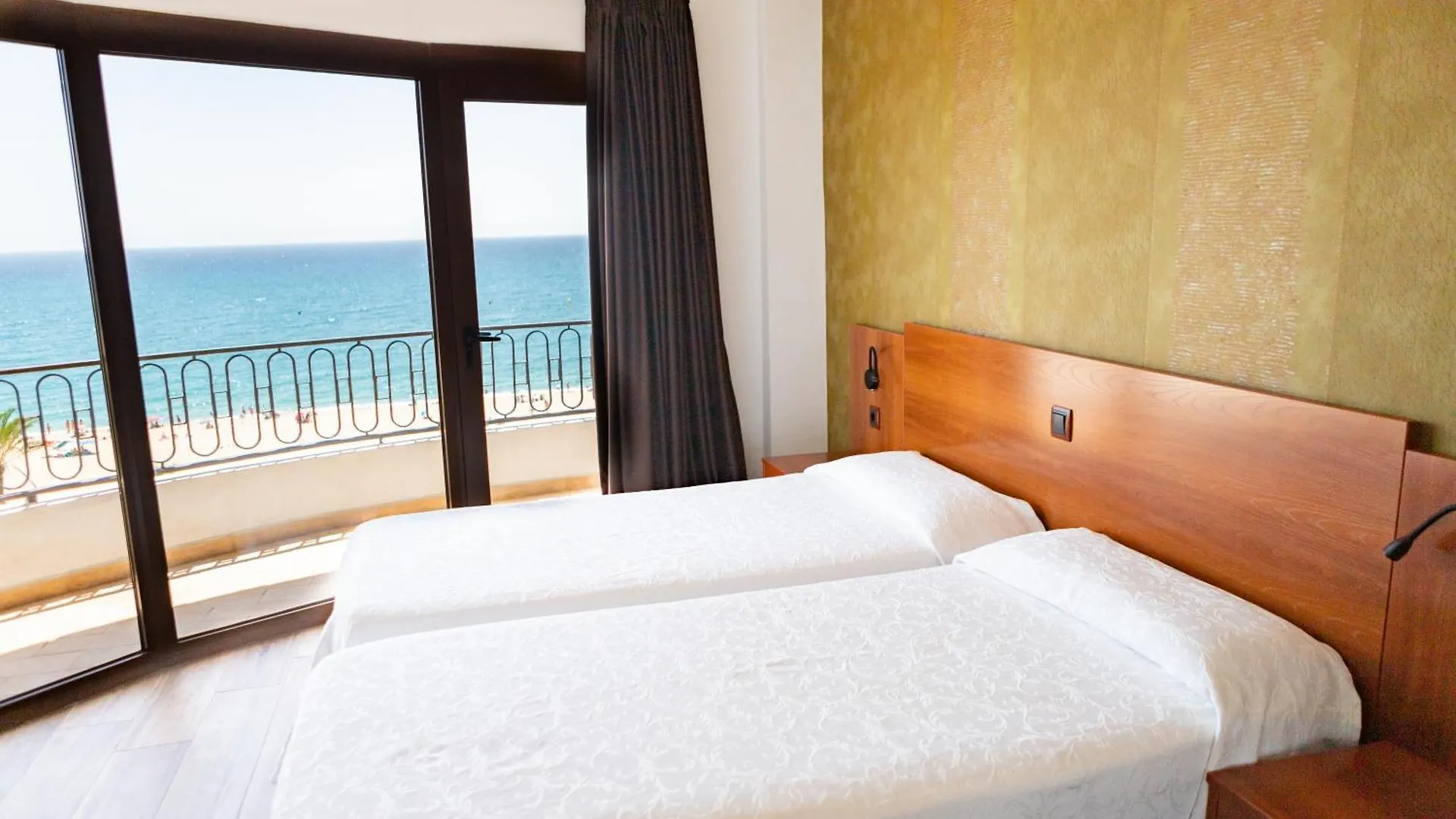 4 Hoteles Baratos cerca de Parroquia San Nicolás que Merece la Pena Reservar