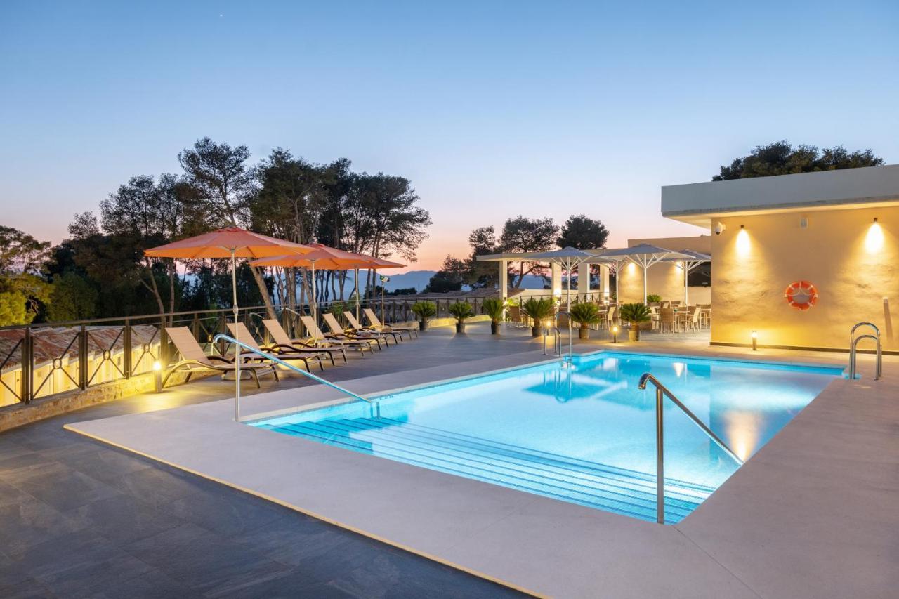 2 Resorts cerca de la Ermita de San Roque con Fácil Acceso