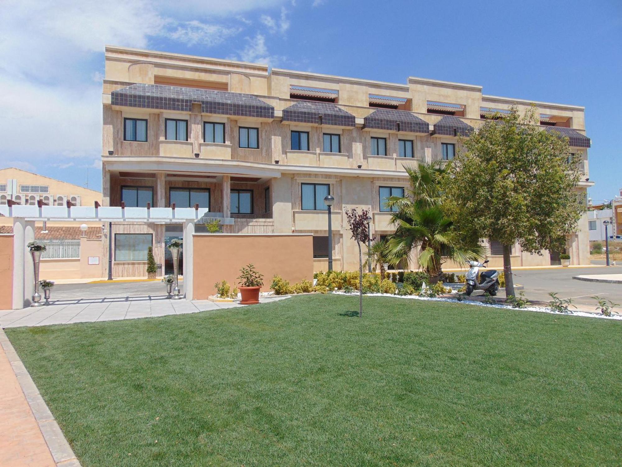 Alojarse en Albacete: 5 Hoteles Baratos Comparados